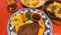 Untuk saunya ada dua pilihan, yakni barbeque dan blackpepper. Dan setiap menu juga disajikan dengan saus salsa. Foto: detikcom/Riska Fitria