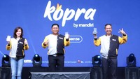 Layanan ini memungkinkan nasabah untuk mengakses informasi keuangan perusahaan dan melakukan persetujuan transaksi dengan lebih cepat, dimana saja dan kapan saja.