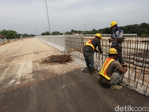 Gibran Dicolek Bupati Lumajang, Mau Lobi Jalan Tol Sambil Ngopi