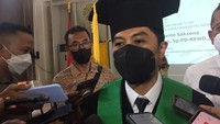 Sederet tokoh mengapresiasi gelar Guru Besar yang diraih Wamenkes termasuk Menteri Kesehatan Budi Gunadi Sadikin hingga Mantan Wakil Presiden Jusuf Kalla. Hal ini dikarenakan Dante menjadi salah satu Guru Besar termuda di FKUI.