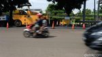 Ada Proyek Pengaspalan di Jalan TB Simatupang, Hati-hati Melintas!
