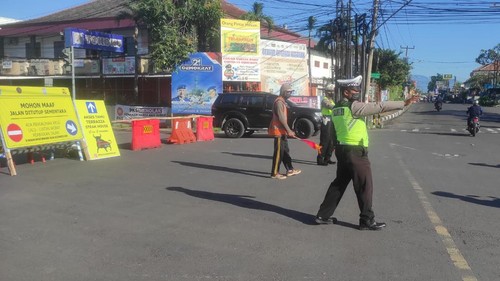 Ada rekayasa lalu lintas bagi pengendara yang hendak melintasi Jalan Gatsu Barat Denpasar dan diperkirakan berlaku hingga akhir Oktober 2022.