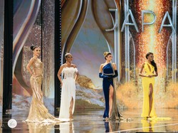 8 Foto Andina Julie Bergaun Emas di Penjurian Miss Grand International 2022