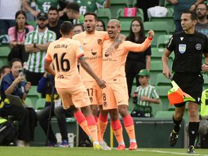 Real Betis Vs Atletico: Brace Griezmann Menangkan Los Colchoneros 2-1