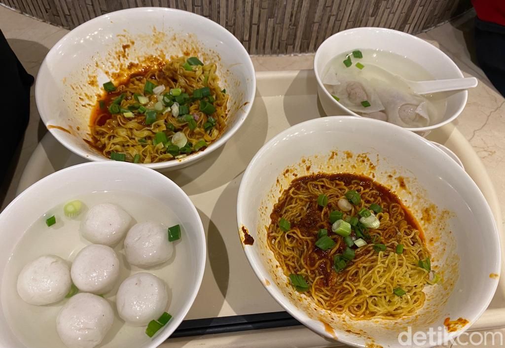 Begini Kenikmatan Mee Pok Legendaris Sejak 1968 yang Hits di Singapura