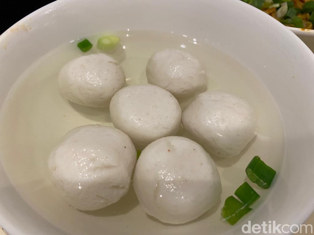 Begini Kenikmatan Mee Pok Legendaris Sejak 1968 yang Hits di Singapura