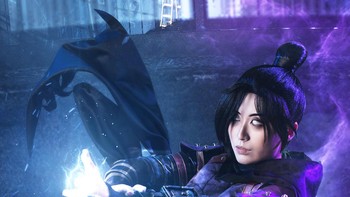 Larissa menjadi Wraith dari Apex Legends pada Maret 2022. Foto: (Larissa Rochefort).