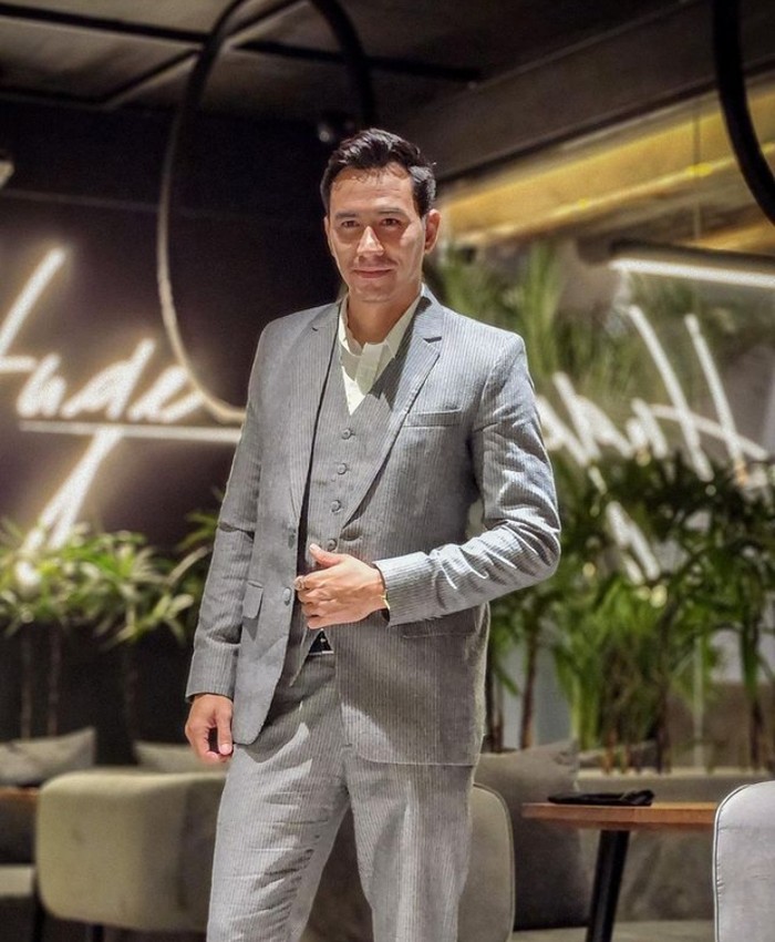 Main di ‘Perfect Strangers’, Darius Sinathrya Rutin Makan Bareng Keluarga