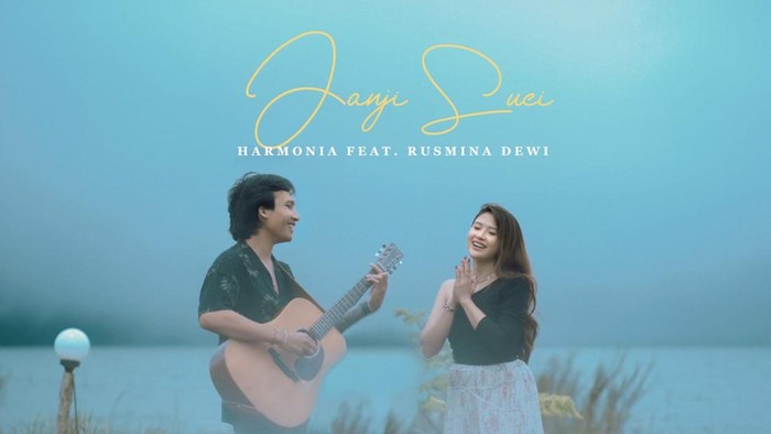 HarmoniA Rilis Single Duet Bareng Rusmina Dewi ‘Janji Suci’