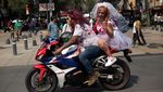 Hiii Seram... Jalan-jalan Meksiko Dikuasai Zombie
