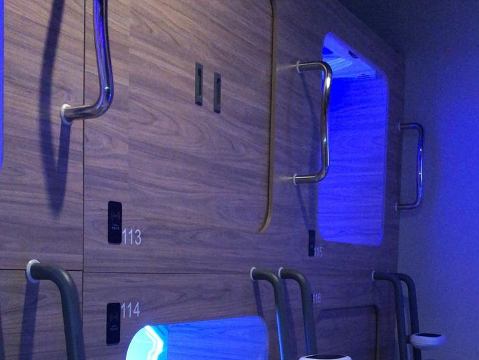 Hotel Kapsul Bandara Ngurah Rai Bali.