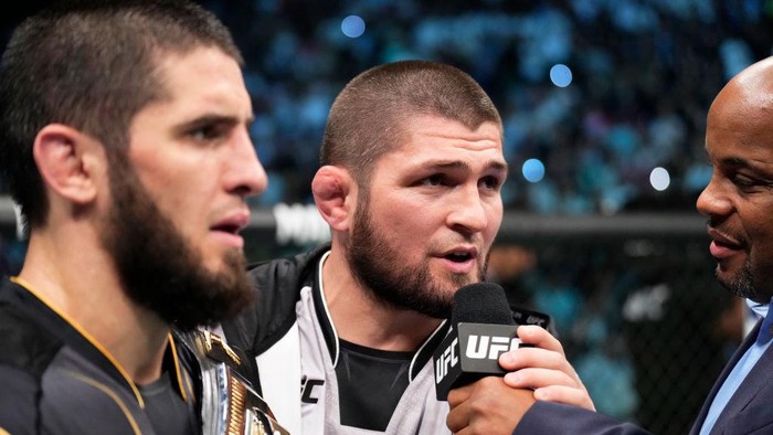 ABU DHABI, UNITED ARAB EMIRATES - OCTOBER 22: Khabib Nurmagomedov reacts after his teammate Islam Makhachev of Russia wins the UFC lightweight championship fight during the UFC 280 event at Etihad Arena on October 22, 2022 in Abu Dhabi, United Arab Emirates. (Photo by Chris Unger/Zuffa LLC)