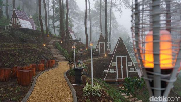 Locca Lodge Trawas