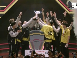 Para Tim Juara Turnamen Esports Nasional Sepanjang 2022