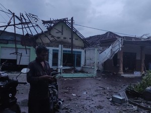 Bencana Porak-porandakan Sidoarjo, BMKG: Ada Angin Kencang-Puting Beliung