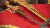 Keris Lamakkawa peninggalan yang dapat membunuh layaknya racun. Keris ini dapat membunuh musuhnya dalam waktu 15 menit hanya dengan sebuah goresan. (Agung Pramono/detikSulsel)