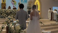 Pemberkatan nikah Stefi eks JKT48 dan Daisuke digelar di gereja. Foto: dok. Instagram Stefi eks JKT48