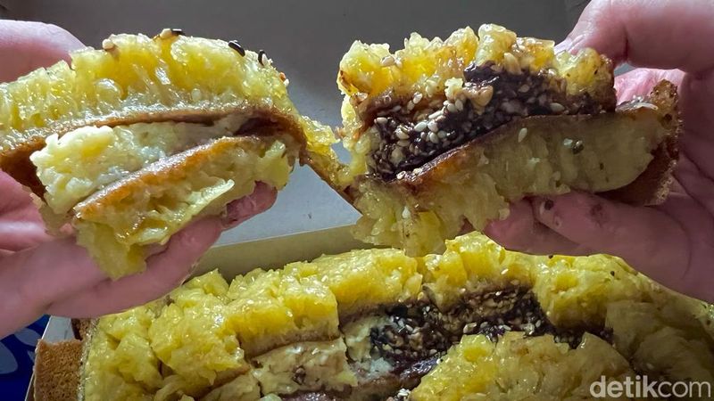 Viral Martabak 'Upside Down', Begini Sensasi Makan Martabak Terbalik Viral Martabak 'Upside Down', Begini Sensasi Makan Martabak Terbalik