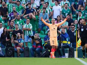 Gol Olimpiade Antoine Griezmann Jebol Gawang Real Betis