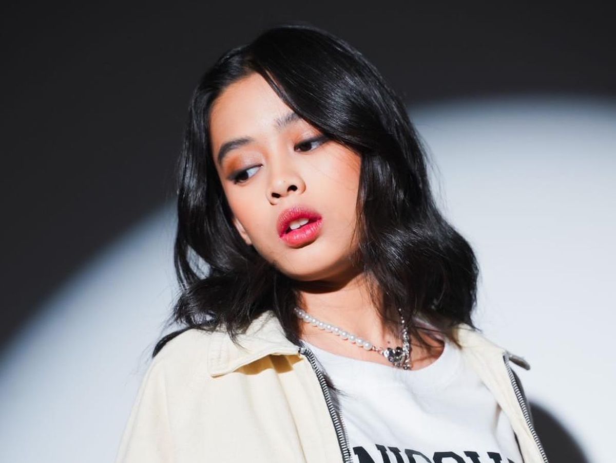 Lirik Aqeela Calista judul lagu Berhenti Berharap