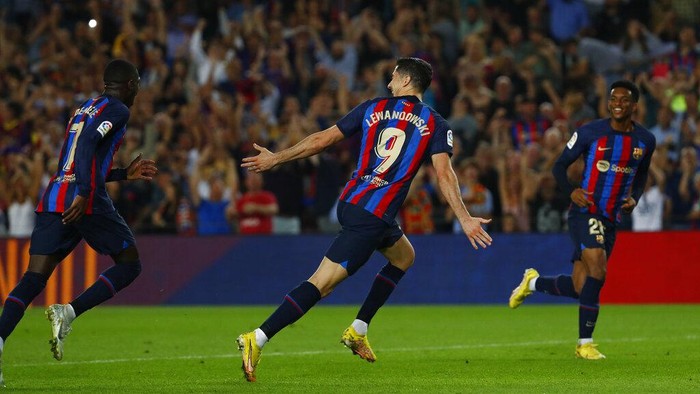 Barcelona mengalahkan tamunya Athletic Bilbao dengan skor 4-0 di Camp Nou. Dengan hasil ini, Barcelona menempati peringkat kedua klasemen Liga Spanyol.