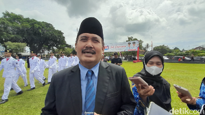 Bupati Pangandaran Jeje Wiradinata