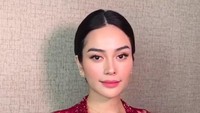 Salah satu kerabat Rob Cardinal juga mengenakan seragam yang sama seperti ibunda Rob Cardinal. Foto: Instagram