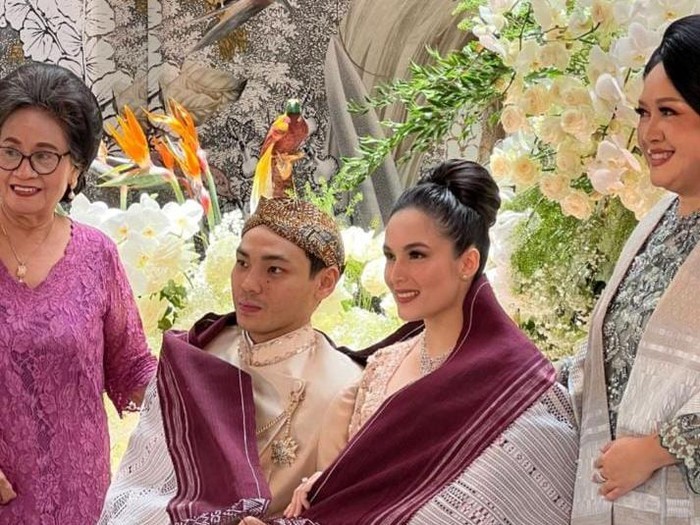Chelsea Islan lamaran