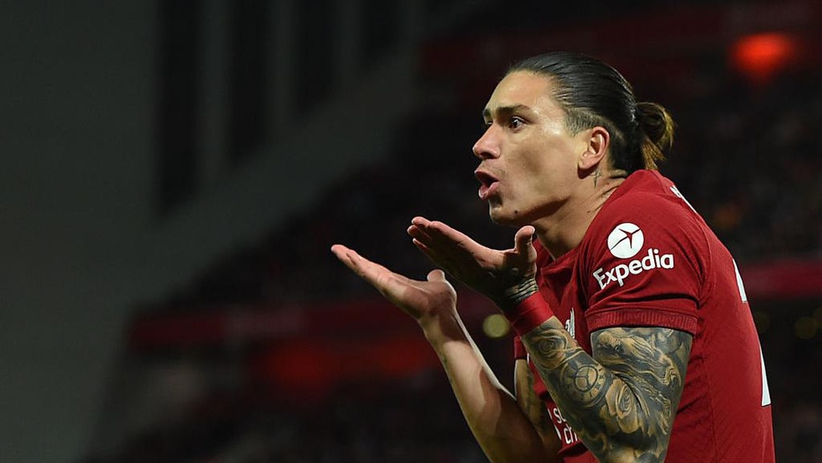Darwin Nunez absen saat Liverpool dikalahkan Nottingham Forest (Liverpool FC via Getty Images/John Powell)