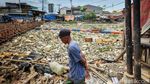 Duh Jorok Banget, Sungai di Tangerang Ini Dipenuhi Sampah