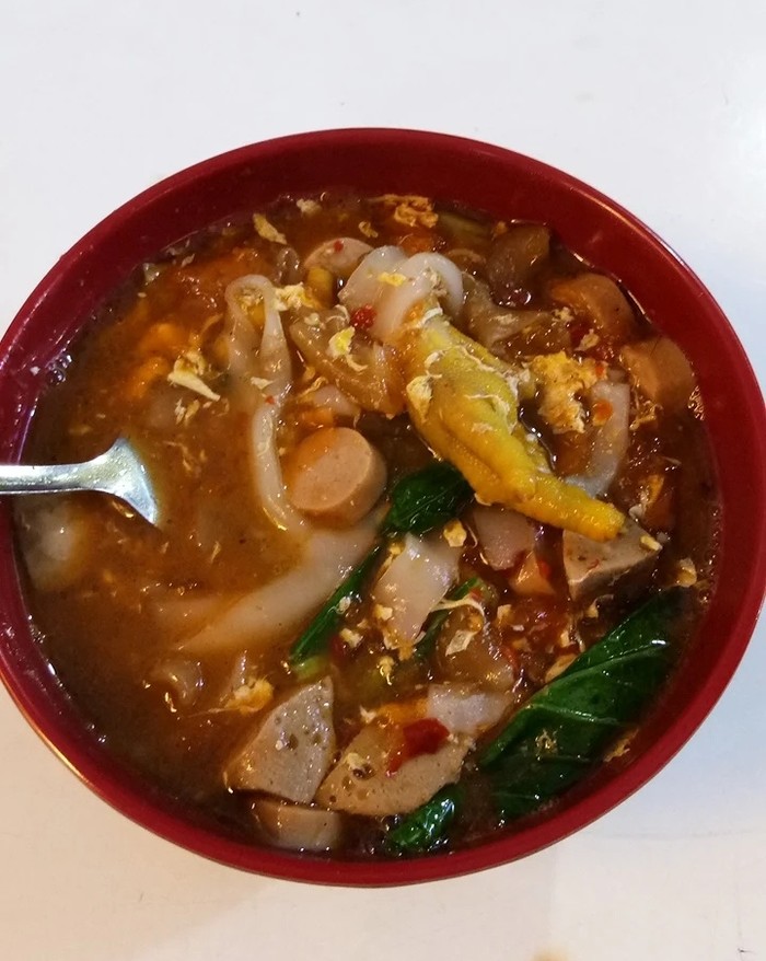 Food Spot Seblak Ceker Auto Ngiler! 20 Seblak Ceker Pedas Nampol Ada di Sini!