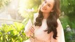 Resmi Lamaran, Chelsea Islan dan Rob Clinton Mesra Saat Hangout Bareng