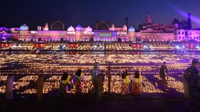 Foto: Gemerlap Cahaya Lampu Hiasi India Saat Rayakan Diwali