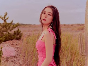 Potret Irene Red Velvet Pakai Dress Punggung Terbuka, Anggun Bak Dewi!
