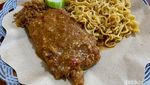 Mencicipi Mie Ayam Topping Daging Sapi yang Lagi Viral di Cipete