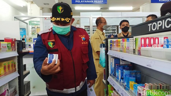 Sidak apotek di Banyuwangi
