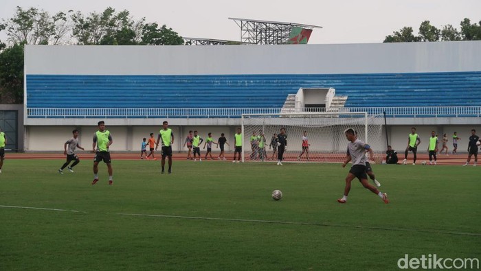 Suasana latihan PSIM Yogyakarta di Stadion Mandala Krida. Rabu (21/9/2022).