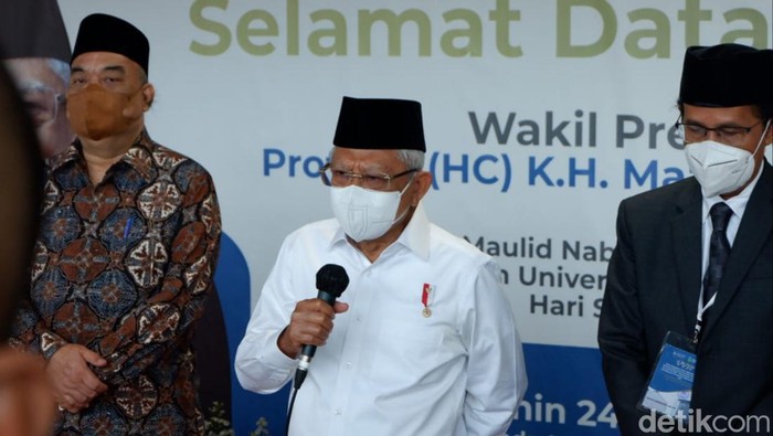 Wapres KH Maruf Amin di Universitas Alma Ata di Kapanewon Kasihan, Kabupaten Bantul, Senin (24/10/2022).