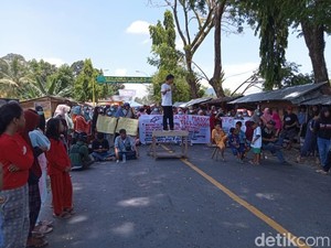 Warga di Palopo Demo Tutup Jalan, Lalin Lumpuh Total-Macet 4 Km