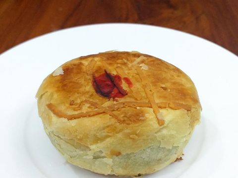 Pia yang jadi salah satu panganan oleh-oleh Bali.