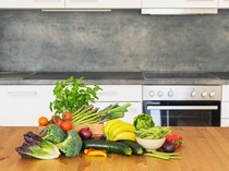 7 Rekomendasi Sayuran untuk Menghilangkan Perut Buncit, Bye-bye Perut Gelambir