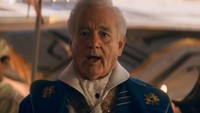 Bill Murray muncul di bagian akhir trailer dan diprediksi akan memerankan Krylar. Meski saat ini aktor tersebut terkena tudingan pelecehan, Marvel Studios tak menghapus porsinya dalam trailer. Krylar merupakan rekan dari Janet Van Dyne ketika dia terjebak di Quantum Realm. (Foto: dok. Marvel Studios)