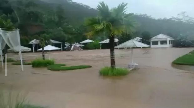 Bendina Hill di Purbalingga terendam banjir.