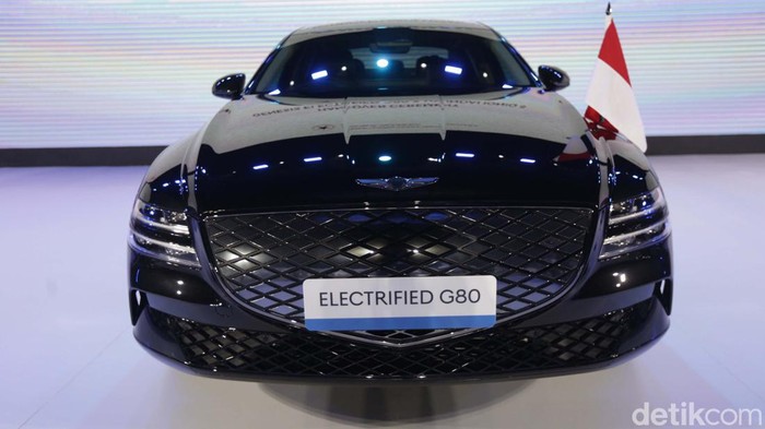 Begini Rupa Genesis G80 untuk Kepala Negara Peserta KTT G20 Sebanyak 44 sedan listrik Genesis G80 Long Wheelbase Model akan digunakan oleh para kepala negara yang menghadiri KTT G20 2022 Bali. Begini rupa mobil tersebut.