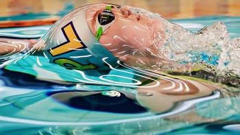 Atlet renang Honey Osrin diabadikan Ian MacNicol menggunakan Canon 1DX mk2 & Canon 400mm 2.8 Foto: British Photography Awards