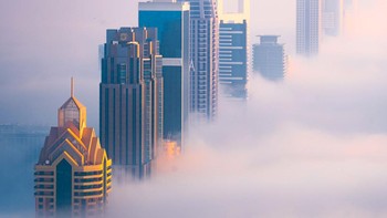 Suatu pagi di Dubai karya Hugo Healy. Dipotret menggunakan Sony A7iii, 70-200mm. Foto: British Photography Awards