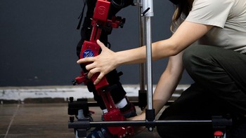 Guadalupe Maldonado, direktur Asosiasi Orang dengan Cerebral Palsy Meksiko, mengatakan Atlas 2030 itu bermanfaat bagi penguatan otot, perbaikan sistem pencernaan dan pernapasan, dan tentunya peningkatan suasana mood.  