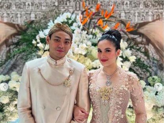 Chelsea Islan Chelsea Islan usai gelar lamaran.
