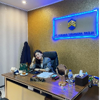 Dalam salah satu unggahannya di Instagram pada 2021, Clara Shinta menyebutkan dirinya didapuk menjadi komisaris perusahaan di usia 20 tahun. Dan saat usianya 25 tahun, dia menjadi CEO dua perusahaan sekaligus yaitu PT. Generasi Biru Nusantara dan PT. Askara Syandana Mulia  Foto: Dok. Instagram Clara Shinta