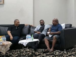 Pengacara Sebut Lukas Enembe Diperiksa KPK di Papua Hari Ini, Firli Akan Hadir
